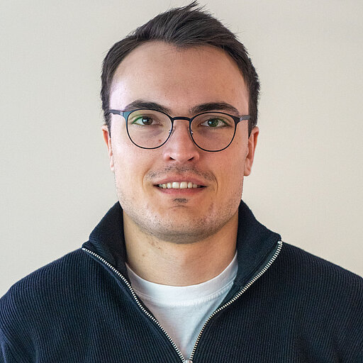 Headshot of Lasse Kreimendahl
